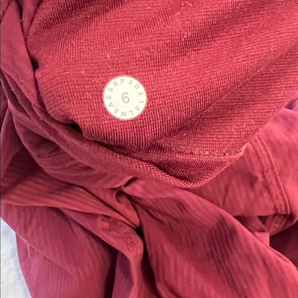 Lululemon Burgundy Dance Studio Pants regular & wonderunder leggings 3/4 length - Picture 9 of 10